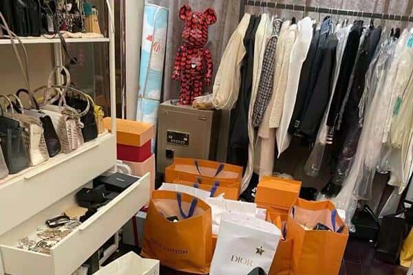 潍坊高密市回收一线品牌衣服